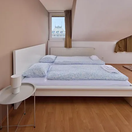 Skyline Penthouse With Terrace Apartman *