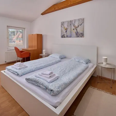 דירה Skyline Penthouse With Terrace *