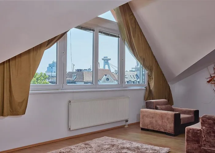 Skyline Penthouse With Terrace *